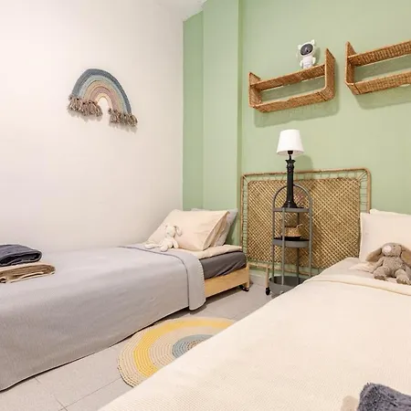 Apartment Oceanview Getaway With Pool In Playa La Arena *