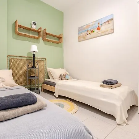 Daire Oceanview Getaway With Pool In Playa La Arena *
