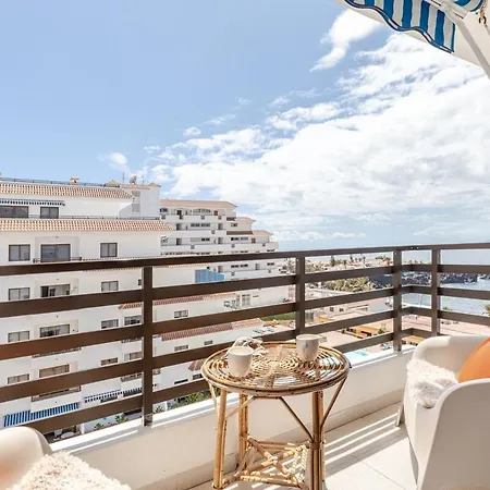 Oceanview Getaway With Pool In Playa La Arena * Puerto de Santiago (Tenerife)