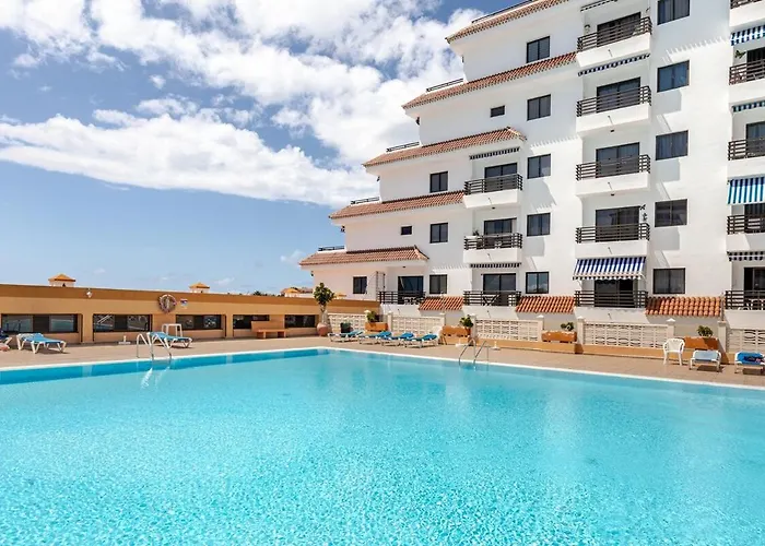 Apartment Oceanview Getaway With Pool In Playa La Arena *