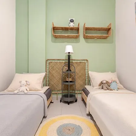 Apartamento Oceanview Getaway With Pool In Playa La Arena