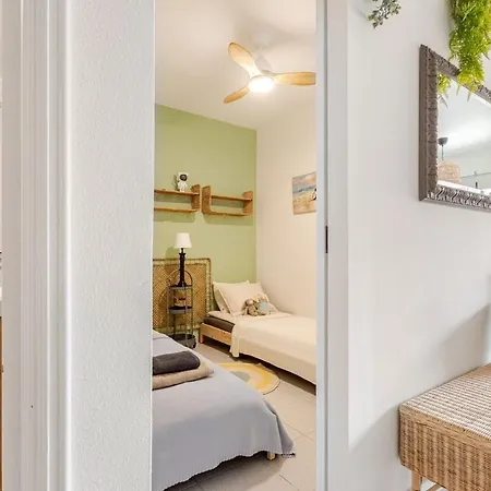 Apartamento Oceanview Getaway With Pool In Playa La Arena Puerto de Santiago (Tenerife)